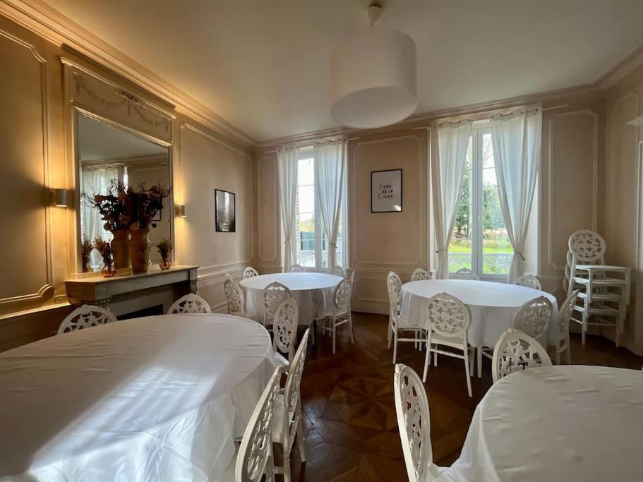 فيلا La Demeure De Margot - 24 Couchages Villeneuve-sur-Yonne المظهر الخارجي الصورة